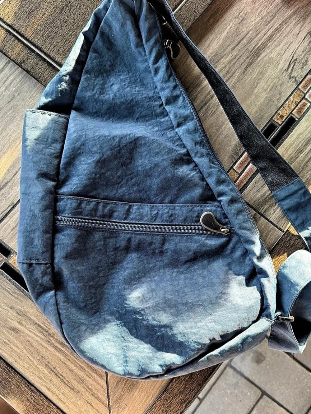 Healthy Back Bag Blue Crossbody Bag